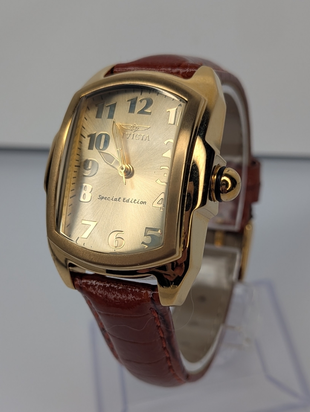 Invicta Lupah Lady Watch Special Edition Gift Set Tritnite Night Glow & Bands - Picture 2 of 16